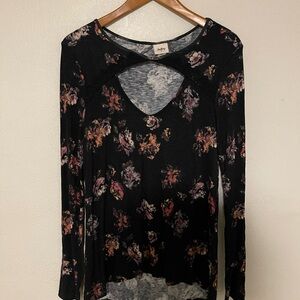 Daytrip Black Floral Long-Sleeve Cutout Top
